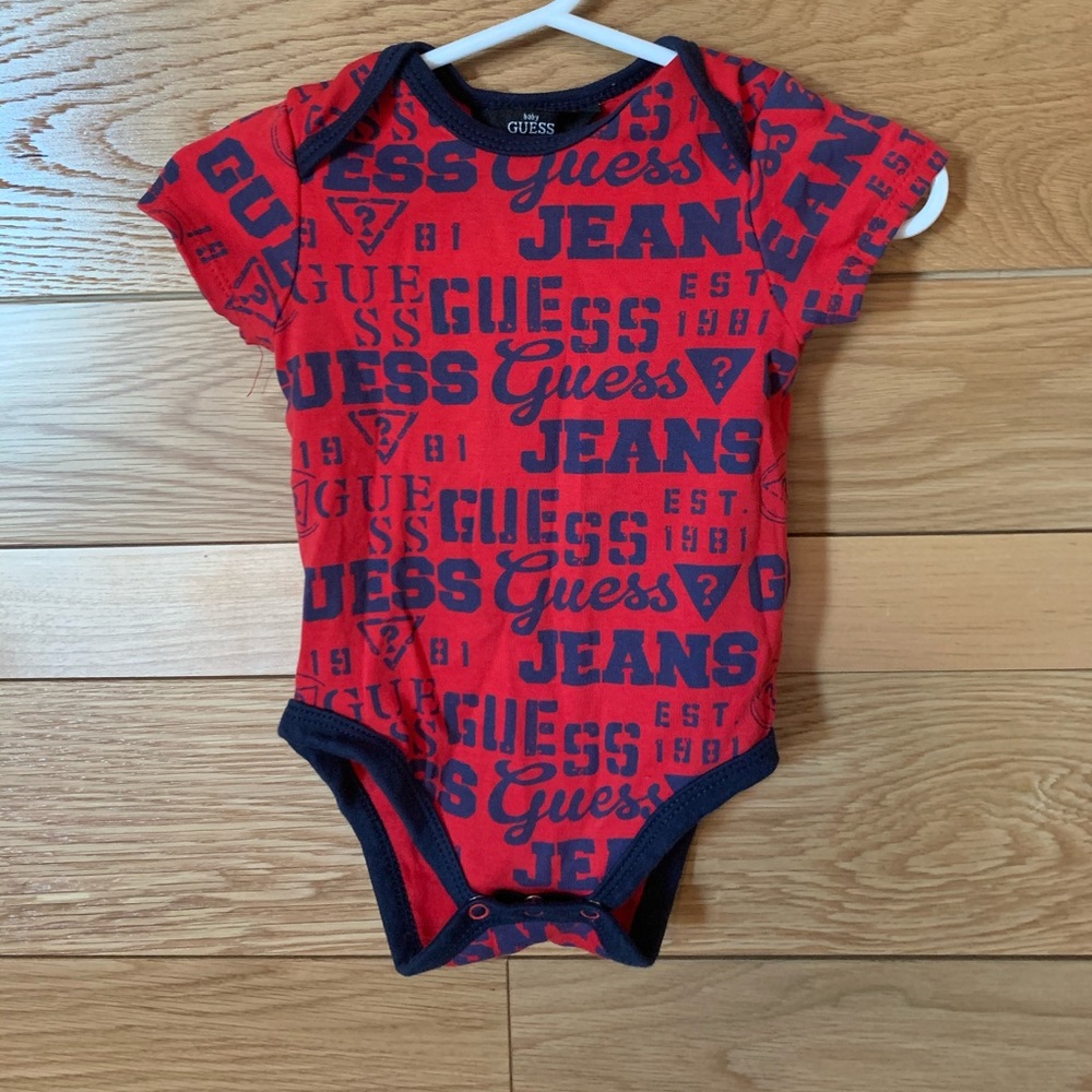 Kids clothing